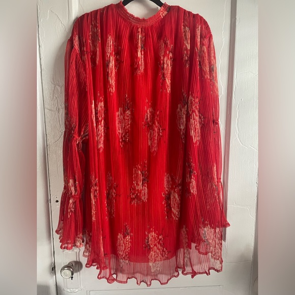 GORGEOUS FREE PEOPLE - Picture 2 of 7